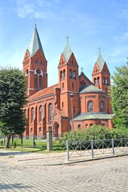 Başmelek Michael Ortodoks Kilisesi (eski Protestan Reform Kilisesi, 1890). Chernyakhovsk, Kaliningrad bölgesi