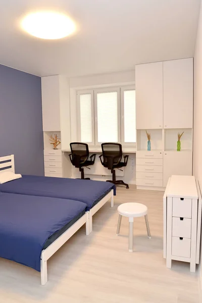 Fragmento Dormitorio Interior Con Muebles Blancos — Foto de Stock