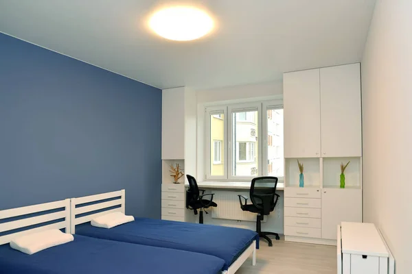 Fragmento Dormitorio Interior Con Muebles Blancos — Foto de Stock