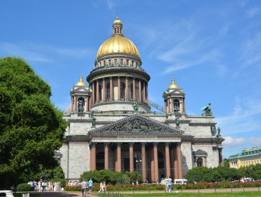 St. petersburg. yaz günü içinde St. Isaac's cathedral