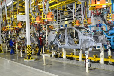 Spot iletişim organları otomobil fabrikasında otomobil kaynak