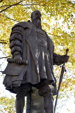 Anıt Duke Albrecht, Königsberg univers kurucusu