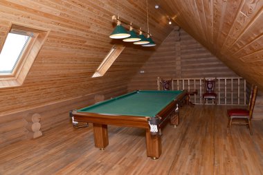 Konuk Evi mansard katındaki Bilardo Salonu