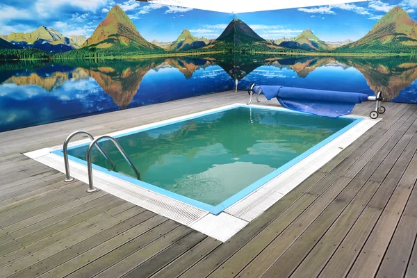 Dinlenme merkezinde Açık Yüzme Havuzu — Stok fotoğraf