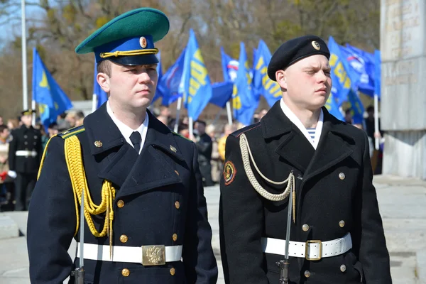KALININGRAD, RUSSIA - APRIL 09, 2015: A guard of honor on celebr — Stock Photo, Image