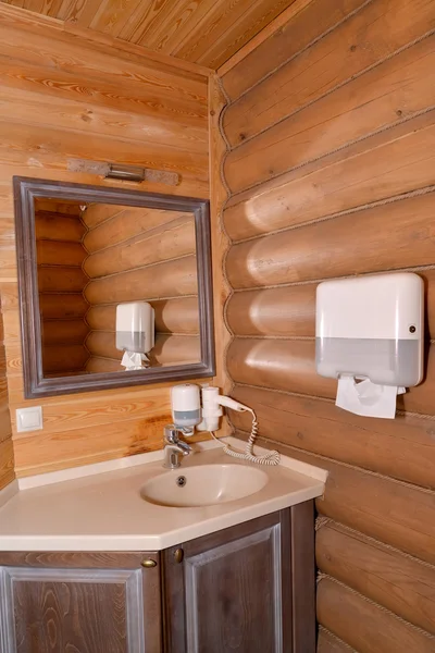 Ванная комната в гостевом доме — стоковое фото