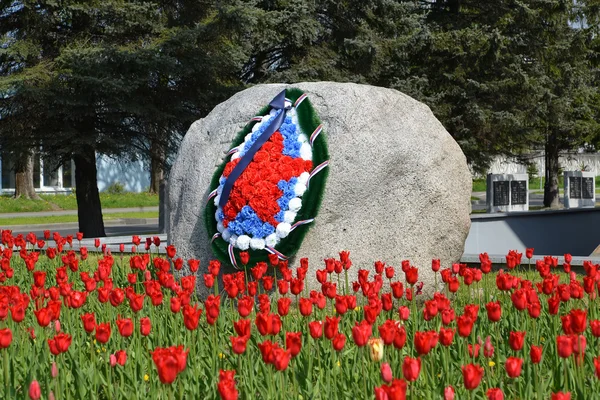 Калінінград, Російська Федерація - 09 травня 2015: Пам'ятник фрагмент до "пілот — стокове фото