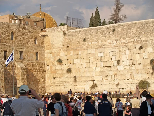 JERUSALEM, ISRAEL - 09 DE OCTUBRE DE 2012: Vista del Muro de los Lamentos — Foto de Stock