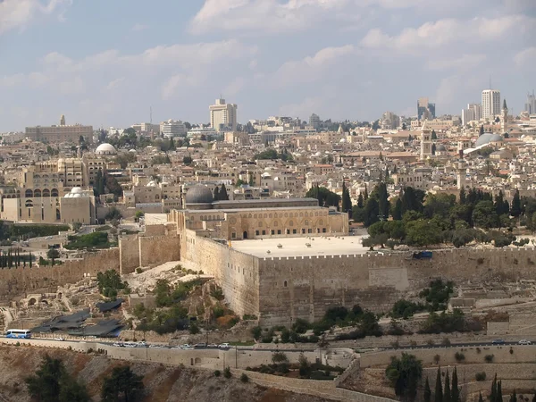 Uitzicht op de berg van de tempel en de Al-Aqsa moskee — Stockfoto