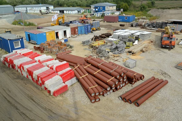 KALININGRAD, RUSSIA - AUGUST 24, 2015: Temporary warehouse of st — Stock Photo, Image