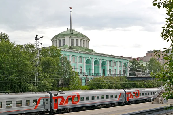 Murmansk, russland - 17. Juli 2015: ein Blick auf die Murmansk-Eisenbahn — Stockfoto