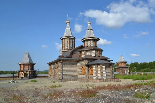 Santísima Trinidad Catedral del Monasterio del hombre Trifonov-Pechengsky —  Fotos de Stock