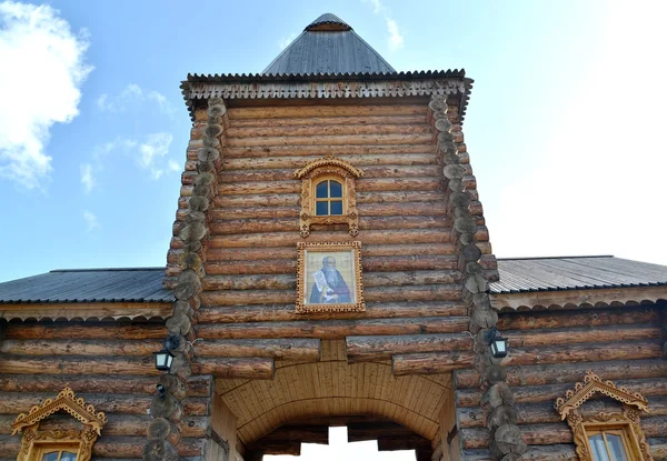 Porte avec une icône de porte du révérend Trifon Pechengsky. Sacr — Photo