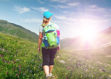 dağlarda yürüyüş