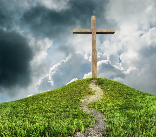 Krzyż na wzgórzu — Zdjęcie stockowe