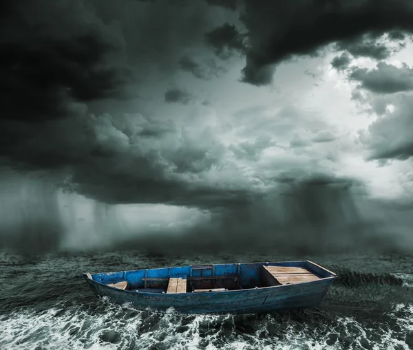 风雨如磐的海洋 — 图库照片