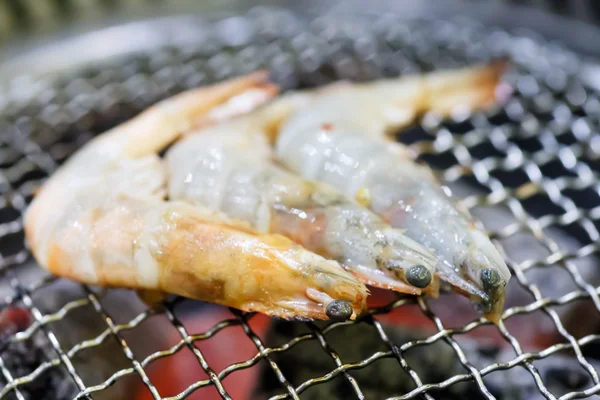 Camarones a la parrilla a la parrilla — Foto de Stock