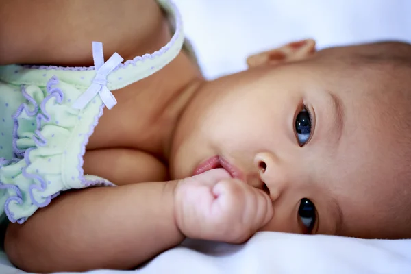 Asiático bebê menina — Fotografia de Stock