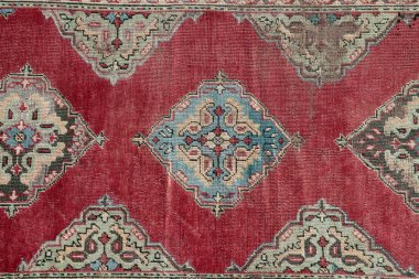 El yapımı dekoratif ve otantik Türk halı