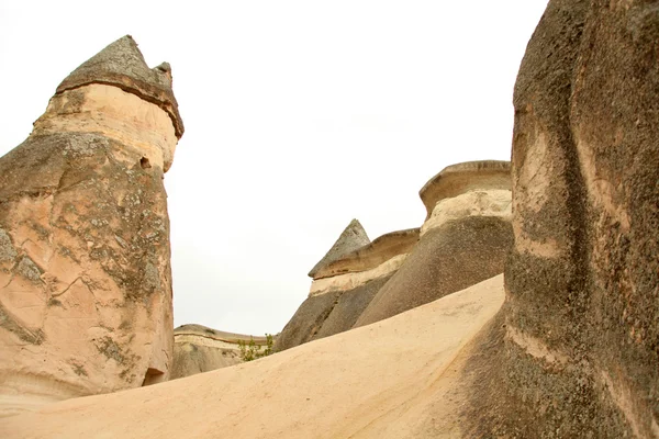Bajkowe kominy w Kapadocji — Zdjęcie stockowe