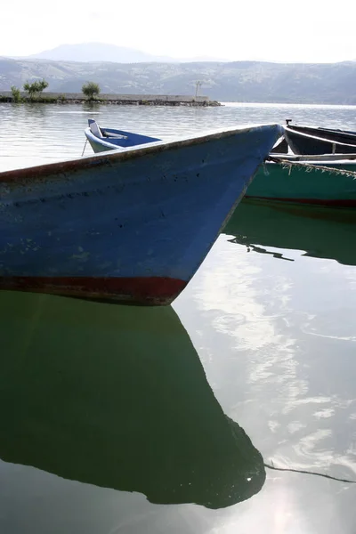 Рыбацкие Лодки Озере Бейсехир Турция — стоковое фото