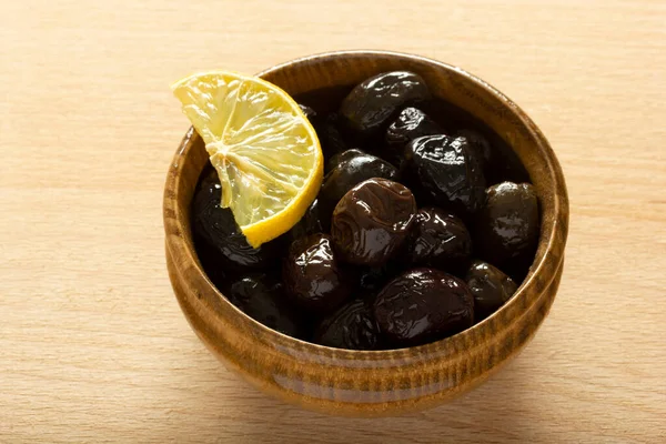 Plate Olives Lemon Slice — Stock Photo, Image