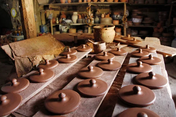 Traditional Clay Pot Making Handmade Items Pottery Workshop — Stock Photo, Image