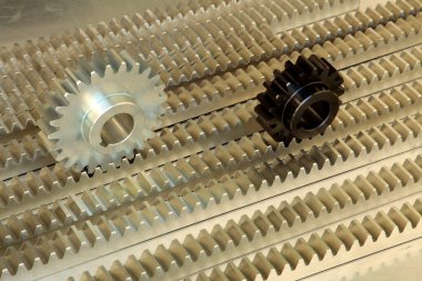 Parmaklıklarda çarklar