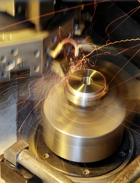 High Technology Cnc Lathe Metal Cutting — Stock Photo, Image