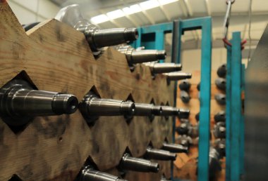  Yeni motor krank mili. Yedek parça.