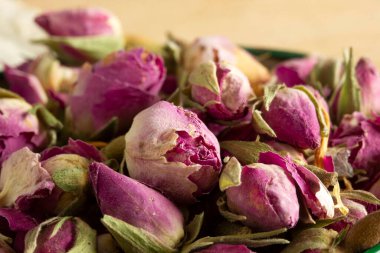 Pembe gül tomurcukları. Bitki çayı. Doku, arkaplan.