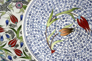Çiçek desenli el yapımı fayans tasarımı.