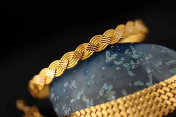 Azul Ágata Pedra Pulseiras Ouro — Fotografia de Stock