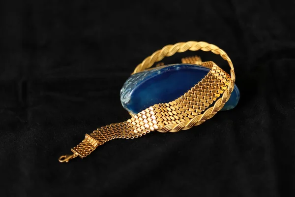 Blauwe Agaat Steen Gouden Armbanden — Stockfoto