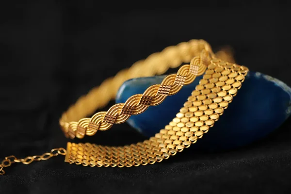 Синій Агат Камінь Золоті Браслети — стокове фото