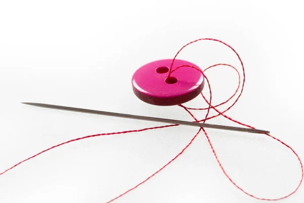 Two Thread Holes Pink Button Needle Thread — Stock Photo, Image