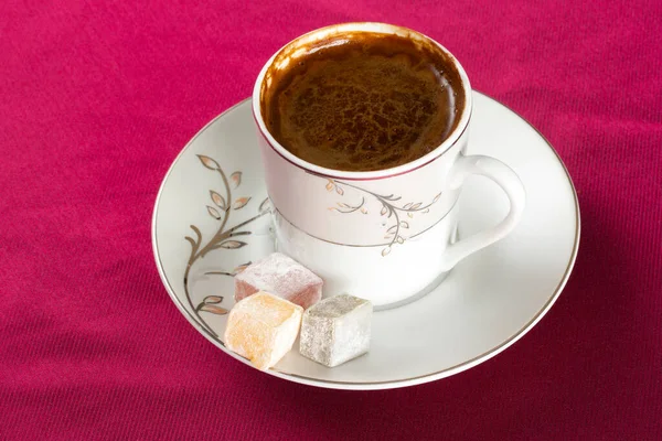 Tradycyjna Kawa Turecka Turecka Rozkosz — Zdjęcie stockowe