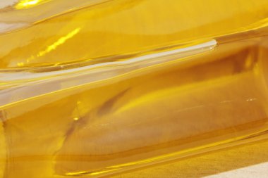 Zeytin yağı şişesi