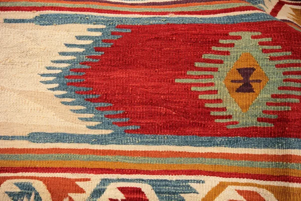 Turkish rug weaving art — Stock Photo, Image