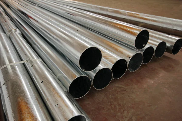 Os tubos de aço fabricados na fábrica — Fotografia de Stock