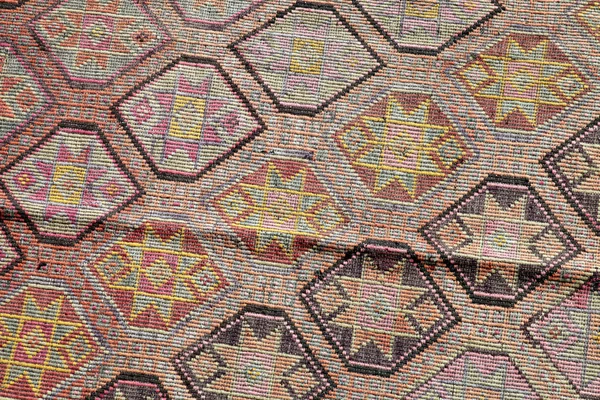 Dekorativer, handgefertigter türkischer Teppich — Stockfoto