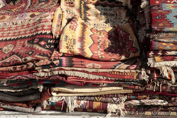 Decorative, handmade Turkish rug — Stock Photo, Image
