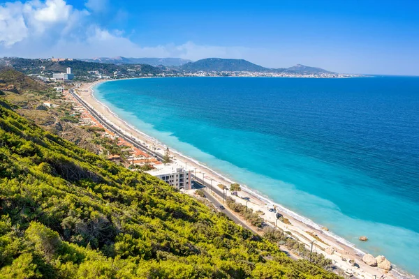 Yunanistan 'ın Rodos adasındaki Ixia kıyılarının güzel Akdeniz manzarası