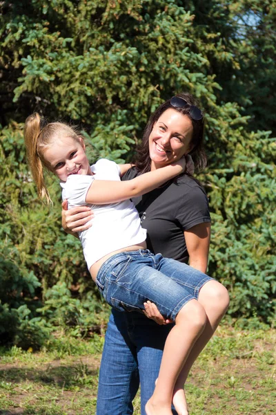 Laugh of mother and daughter — Stock Photo, Image