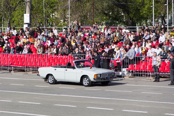 Rosyjski ceremonii otwarcia parady wojskowej na roczne Victor — Zdjęcie stockowe