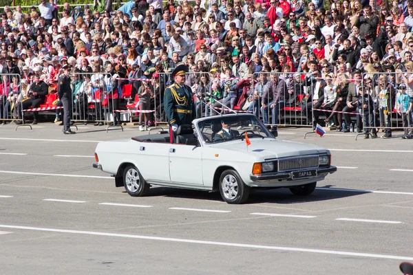Rosyjski ceremonii otwarcia parady wojskowej na roczne Victor — Zdjęcie stockowe