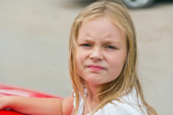 Schattig meisje — Stockfoto