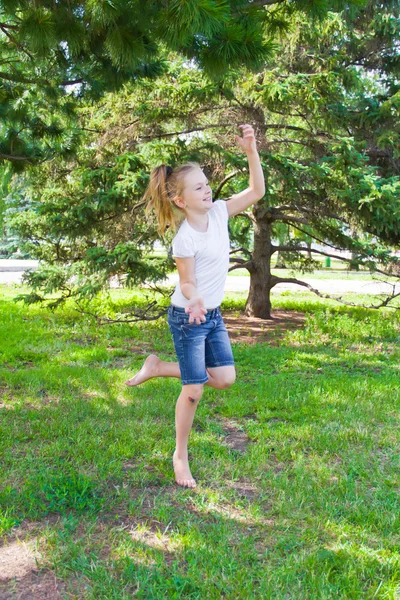 Bailarina con dolor de rodilla —  Fotos de Stock