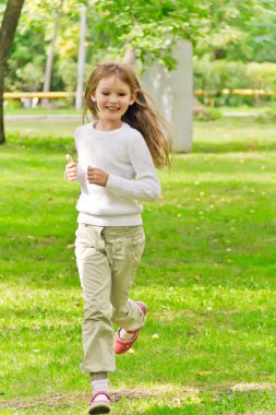 Sevimli çalışan kız