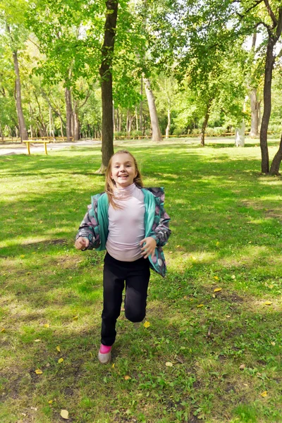 Cute running girl — Stock Photo, Image